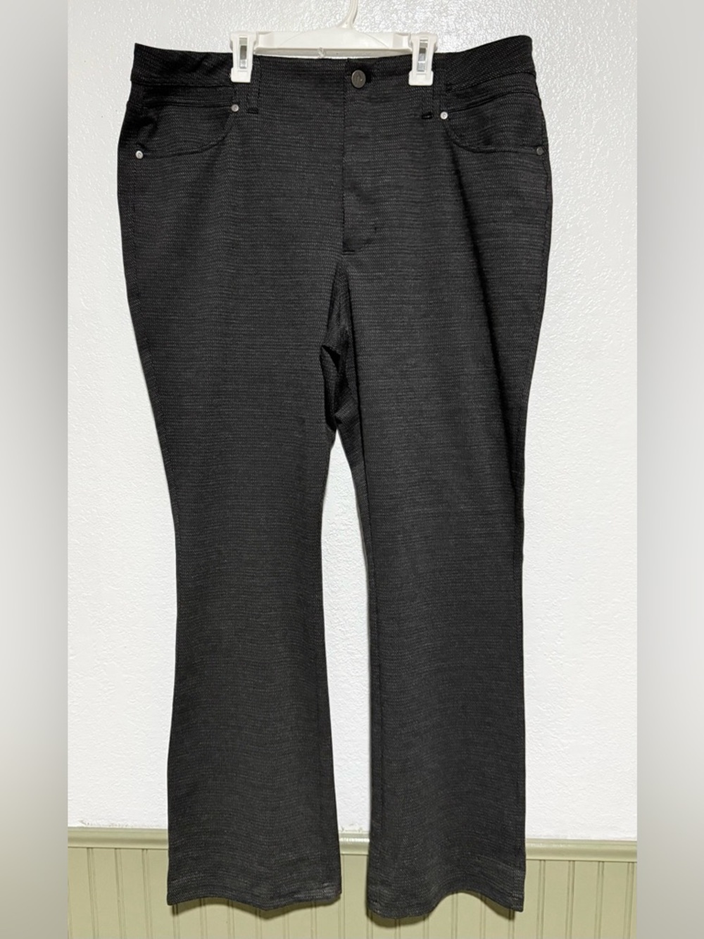 Simply Vera Vera Wang Women’s Charcoal Herringbone Texture Bootcut XXL Pants